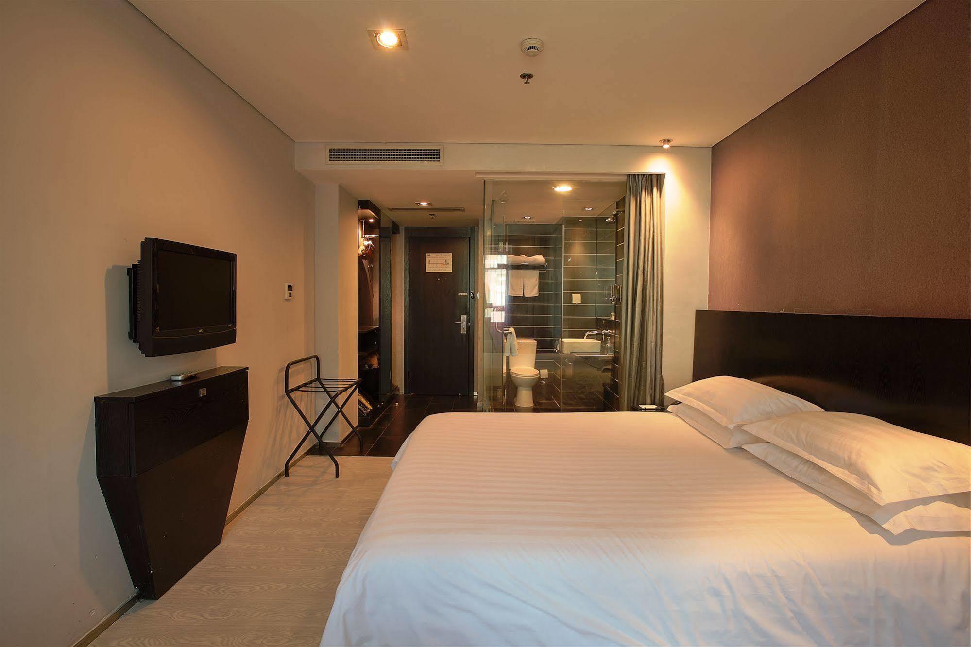 Fx Hotel Xujiahui - Shanghai Stadium Branch Exterior foto